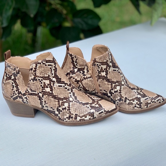 Women’s Snakeskin Western Boots Fashion Shoes New - Picture 7 of 14